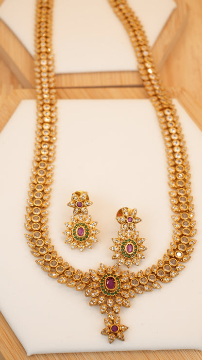 Majestic Ruby–Emerald Heritage Long Haram Set