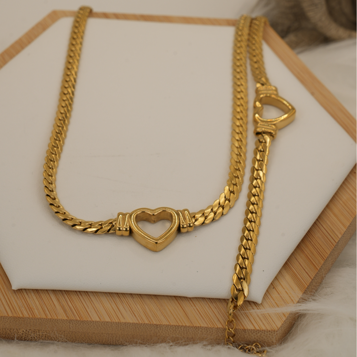 Golden Heart Connection Necklace & Bracelet Set